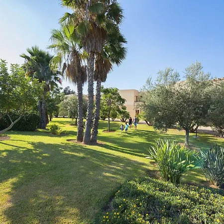 Voi Resort 4*