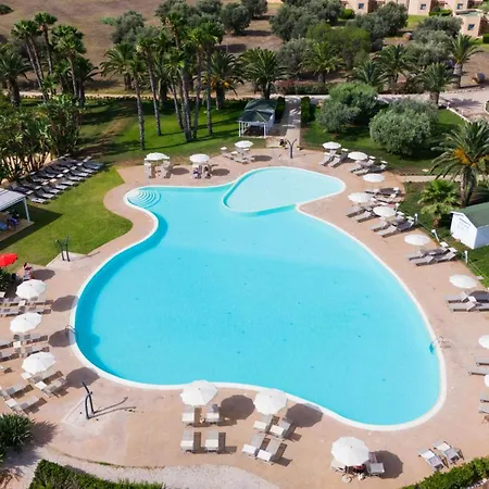 Resort Voi 4*