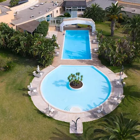 Voi Resort 4*