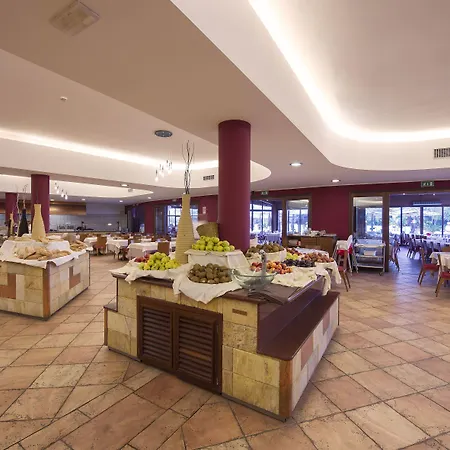 אתר נופש Voi 4*