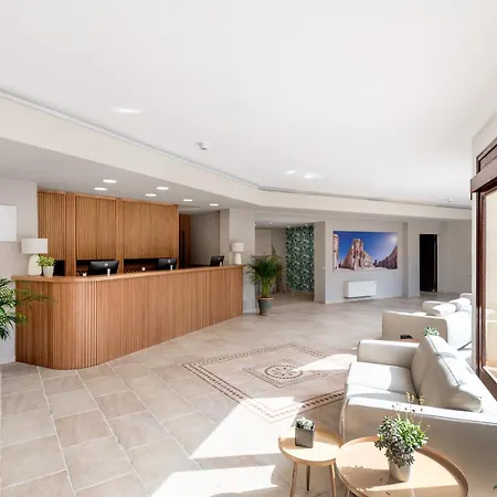 Voi Arenella (Syracuse)